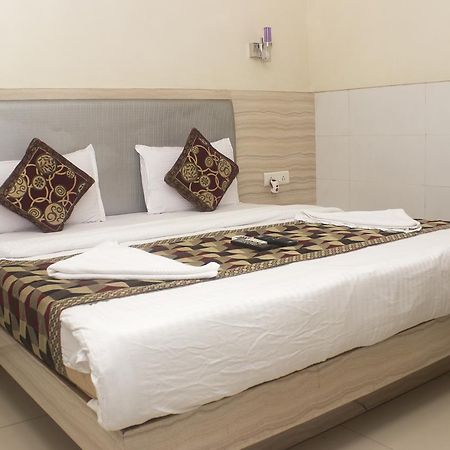 Kf Residency Otel Mumbai Dış mekan fotoğraf