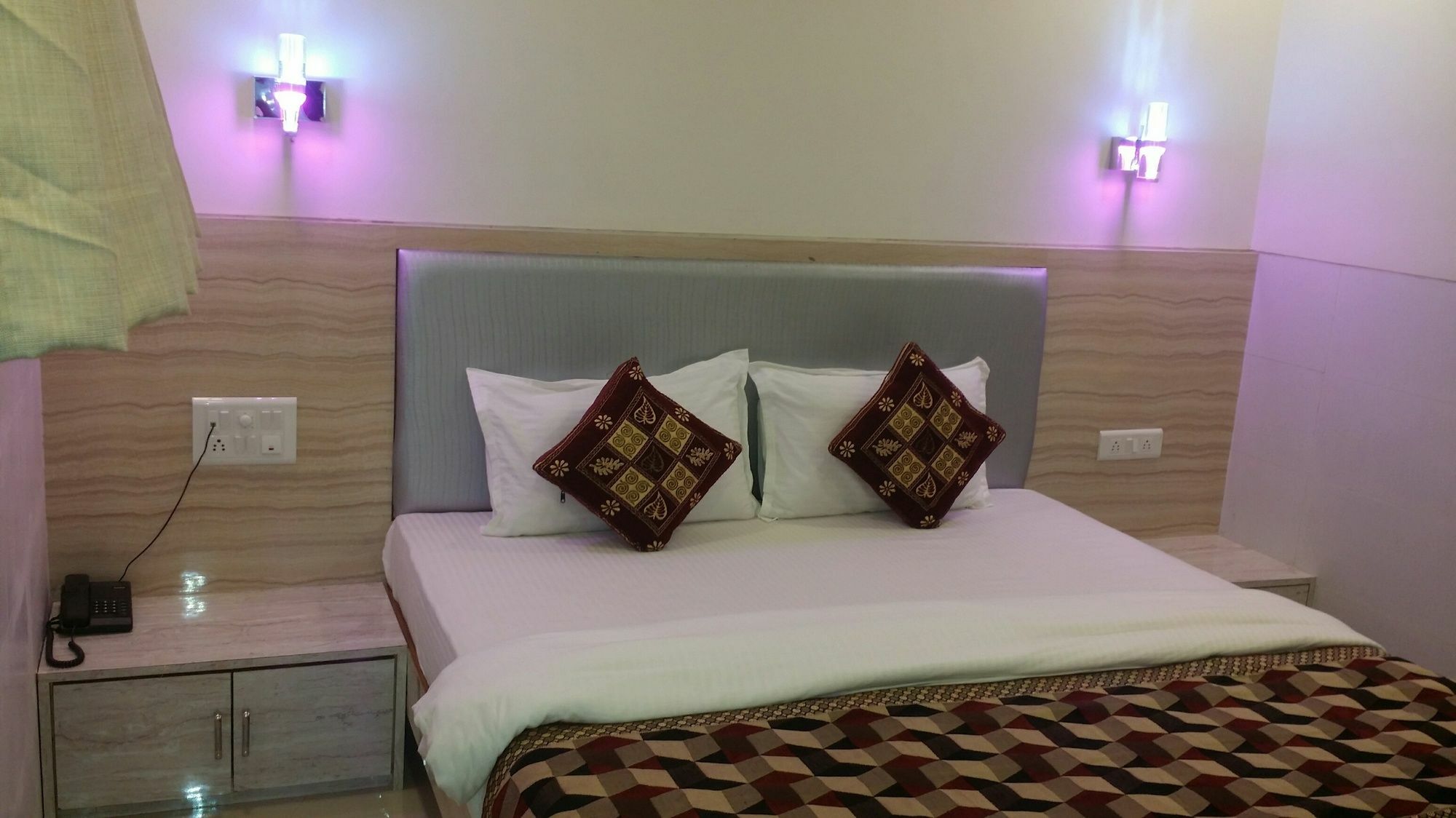 Kf Residency Otel Mumbai Dış mekan fotoğraf