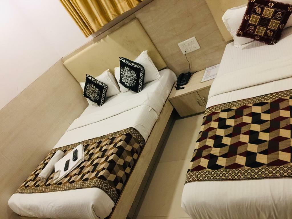 Kf Residency Otel Mumbai Dış mekan fotoğraf